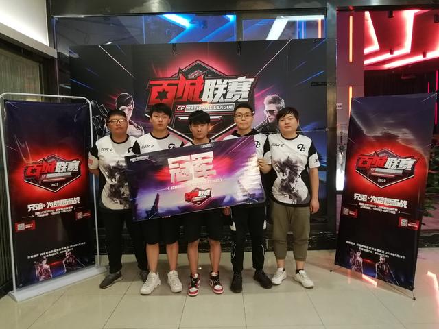 Hanwha Life Esports 击败 T1 在 LCK 2025赛季