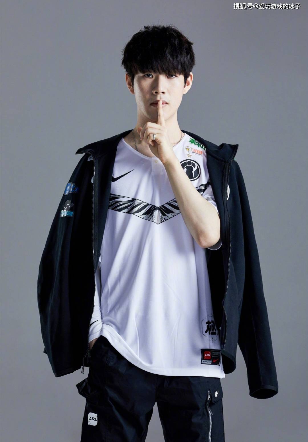 【战报】2021KPL春季赛常规赛第一轮W4D5，北京WB 3-1 重庆QGhappy